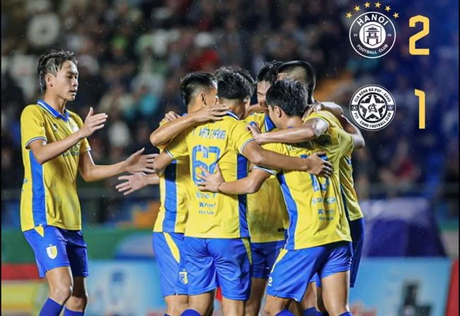 Minh họa biểu mẫu liên hệ helo888